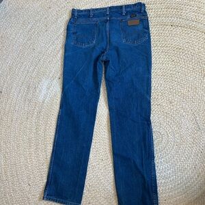 Wrangler 36x34 men’s denim jeans pants straight classic style patch back pocket